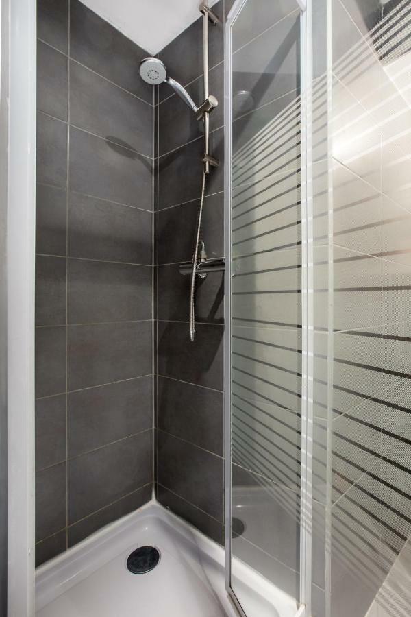 Charmant Appartement Au Coeur Du Vieux Lille Bagian luar foto